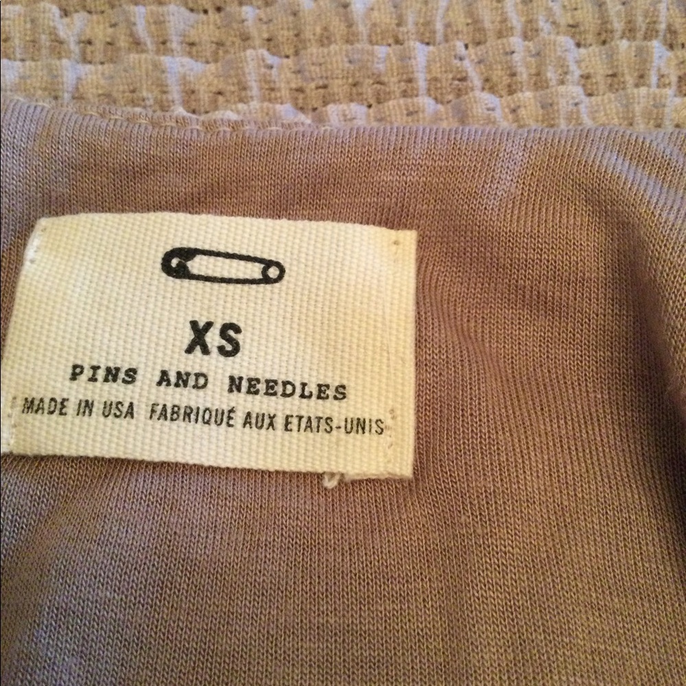 Pins and needles dress tan size XS - Picture 3 of 5